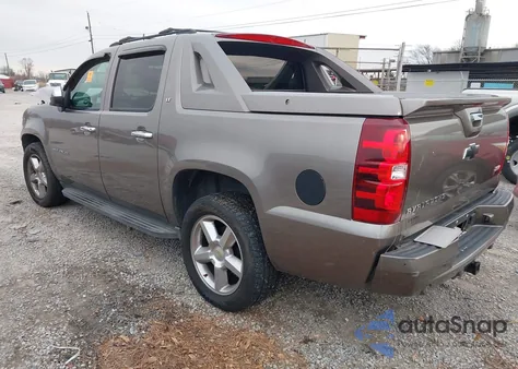 2011 Chevrolet Avalanche 1500 Lt1 z USA, uszkodzony, nr VIN 3GNMCFE06BG255858